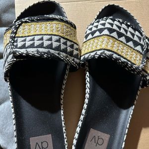 Dolce Vita adjustable slides